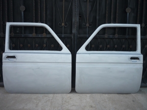 Дверь боковая стеклопластиковая для ВАЗ 2121 Нива - Тюнинг ВАЗ Лада VIN: no.43353. 