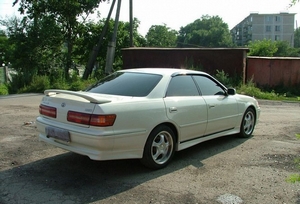 Накладка на задний бампер (сток) Toyota Mark II (100)