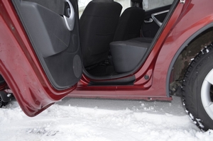 Накладки в проемы задних дверей KART RS (тиснение) Renault Sandero (Renault Sandero Stepway)