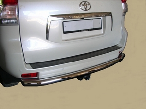 Защита заднего бампера труба Toyota Land Cruiser Prado 150 (2010 - 2013)